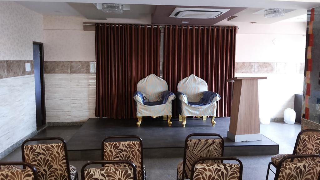 Отель Adyar Ananda Bhavan Residency Бангалор Экстерьер фото